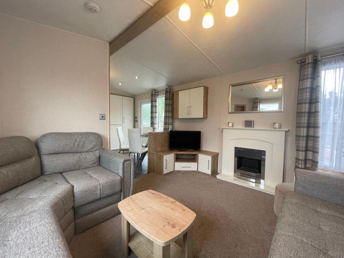 Two Bedroom Caravan At Lilliarsedge Jedburgh Exterior photo